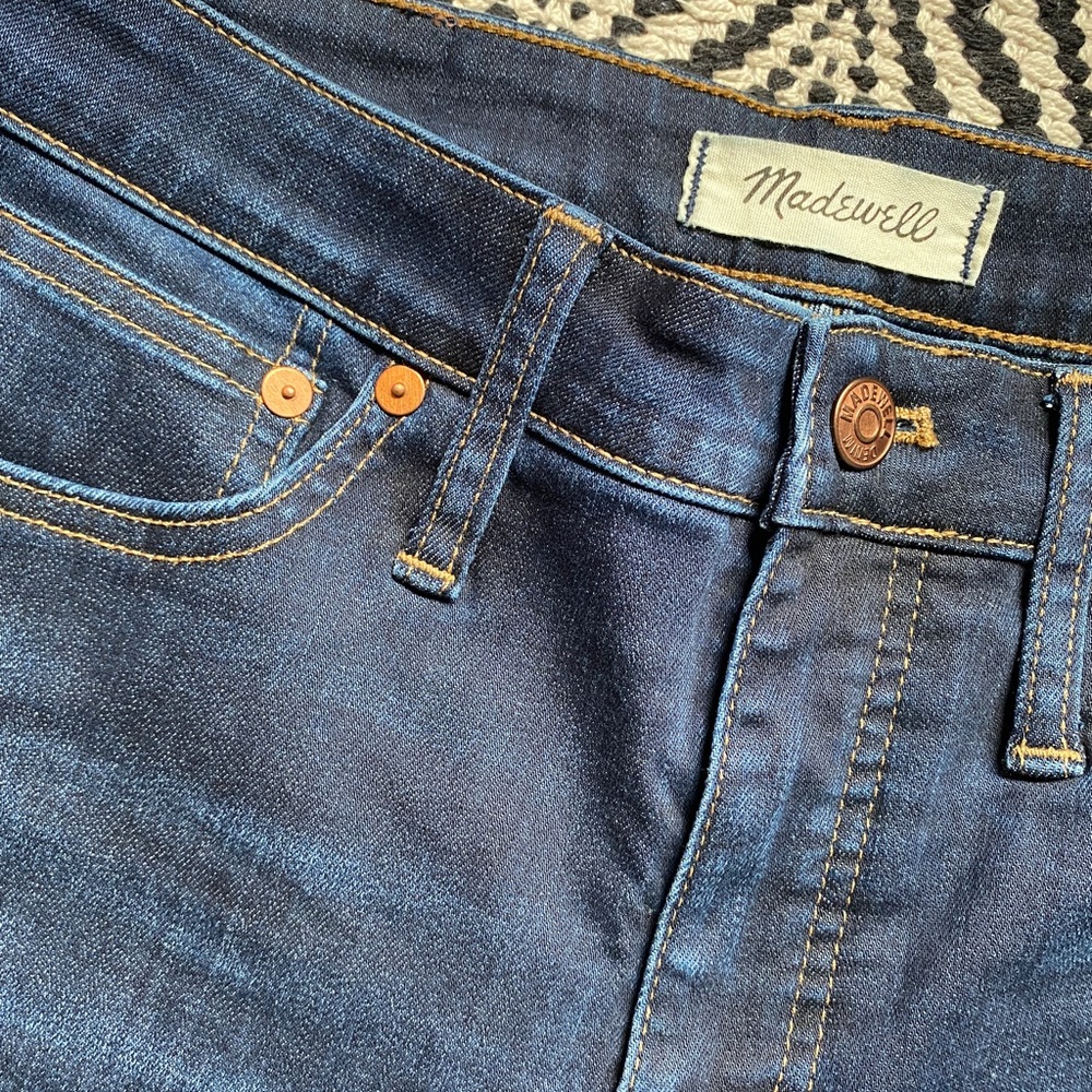 Madewell Cali Bootcut Jeans —Size 28s. Like New Condition.